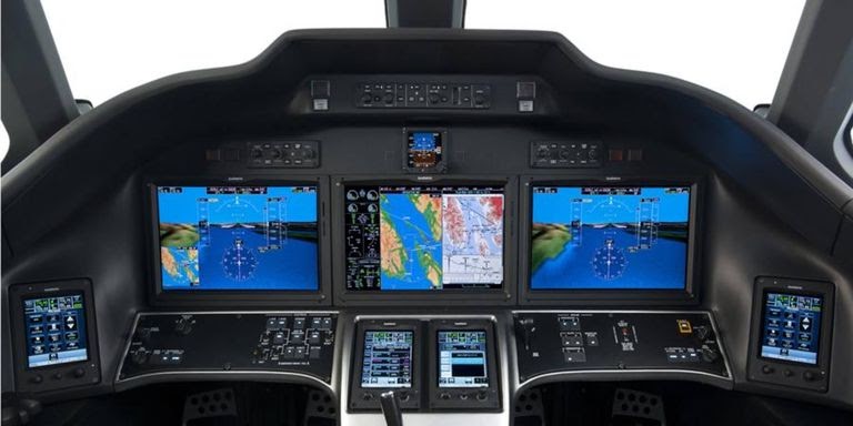 How Electronic Displays are Making for a Smoother Flight